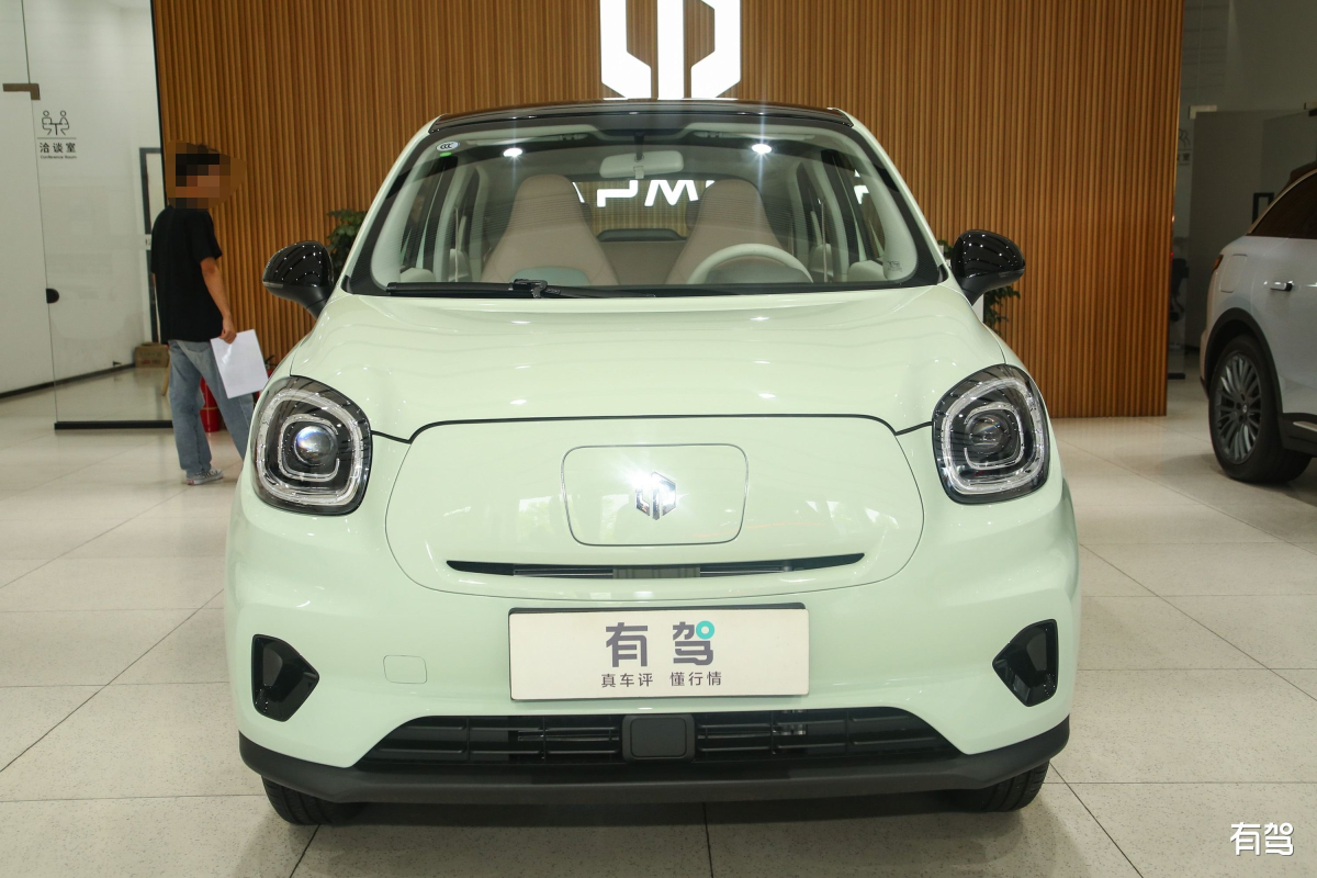 零跑 T03